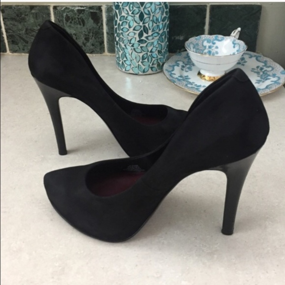 Jessica Simpson Parigi Black Suede Heels